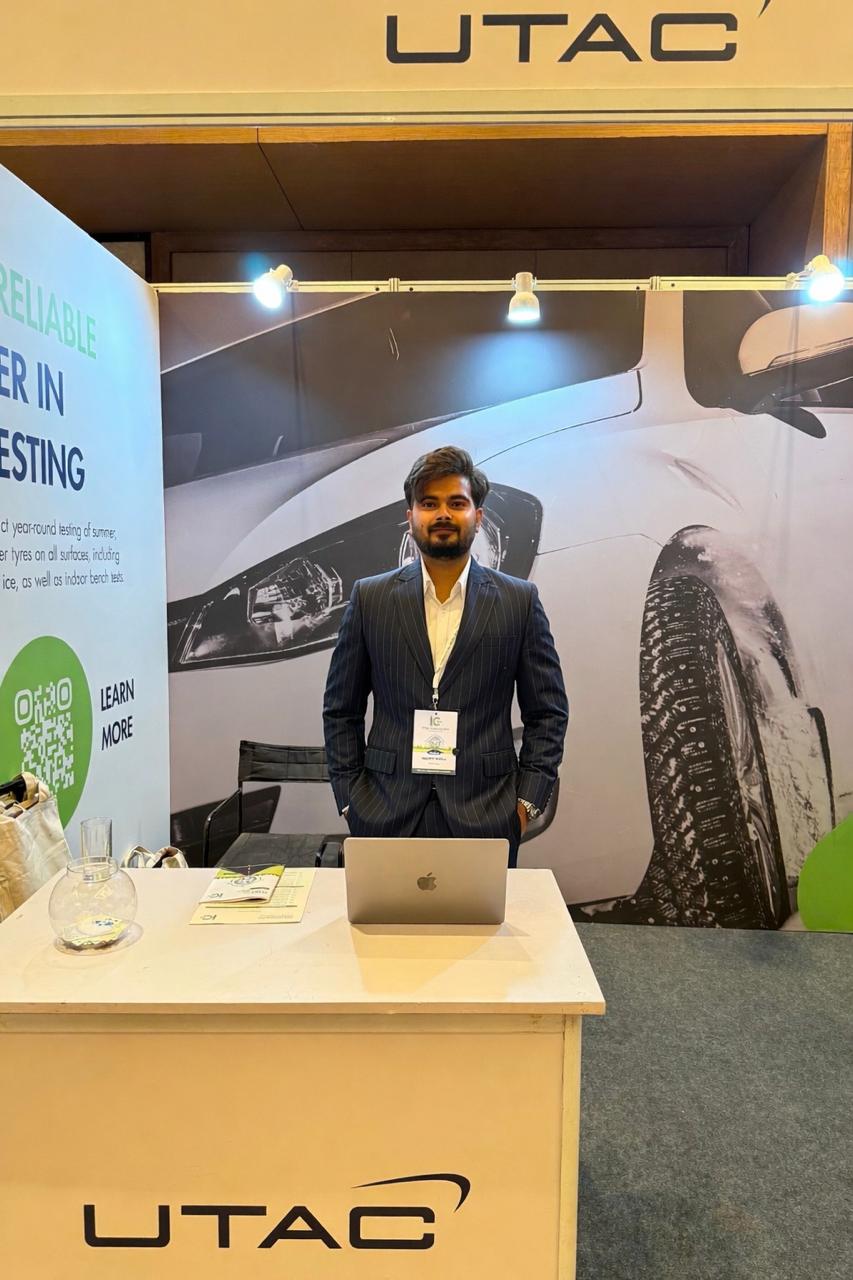 KaM Auto representative at the UTAC Euro 7 seminar booth